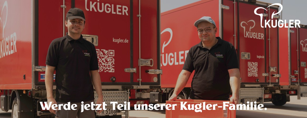 Zwei Lagermitarbeiter vor unseren roten LKW mit E2-Kiste.